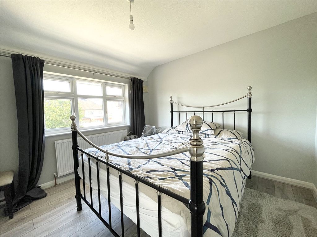 Property photo 3 of 17 Picture No. 05
