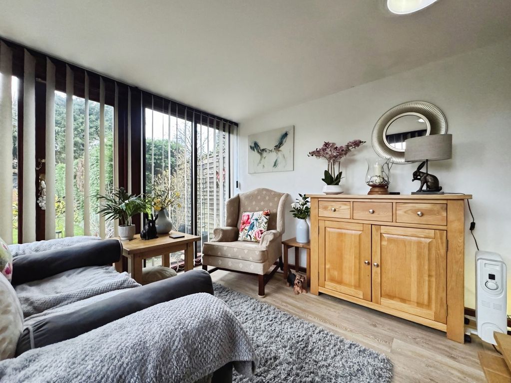 Property photo 3 of 26 Pbox-Img.Jpeg