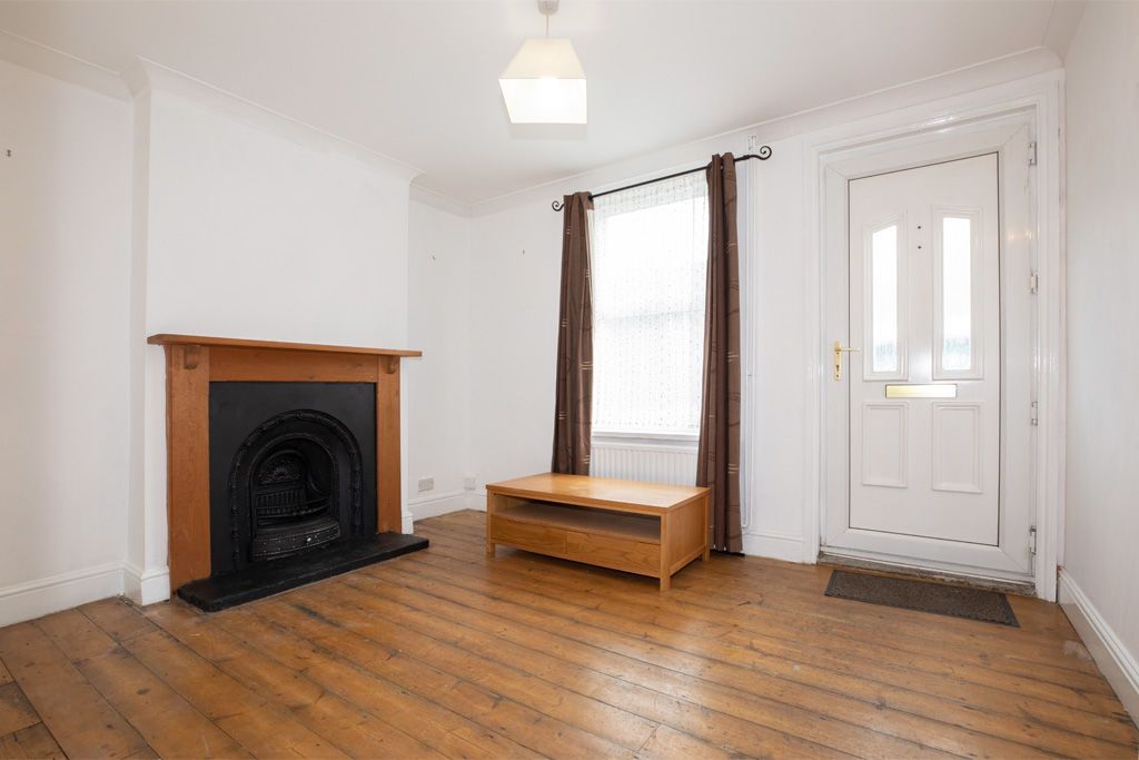 Property photo 3 of 11 Photo 4