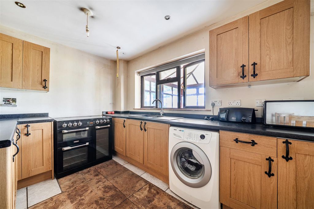 Property photo 3 of 23 1494430 (2).Jpg