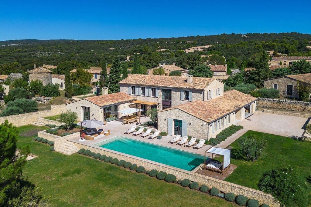 Property photo 1 of 6 Gordes, Contemporary Home With A View Of The Luberon