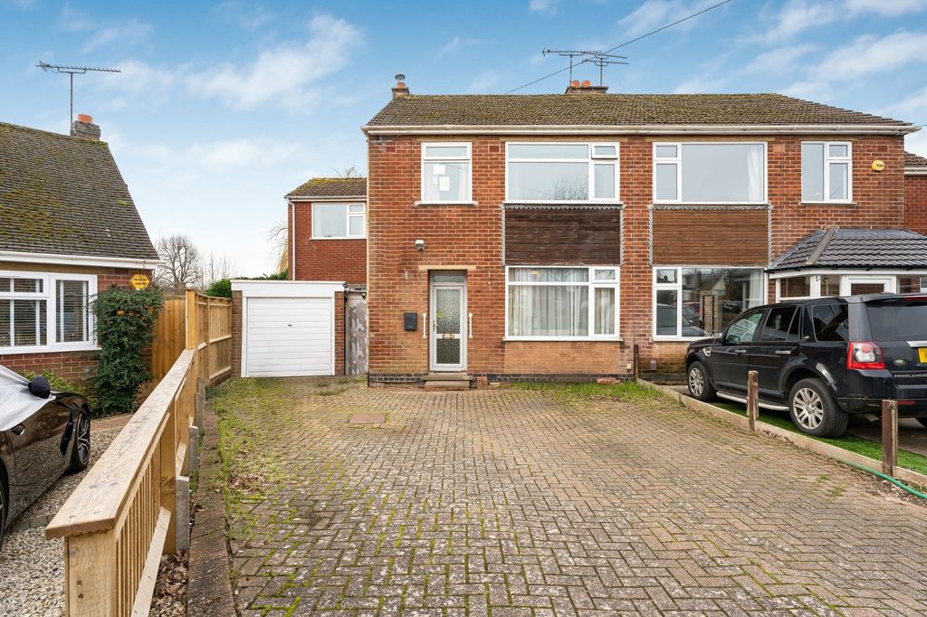 Property photo 1 of 19 Front