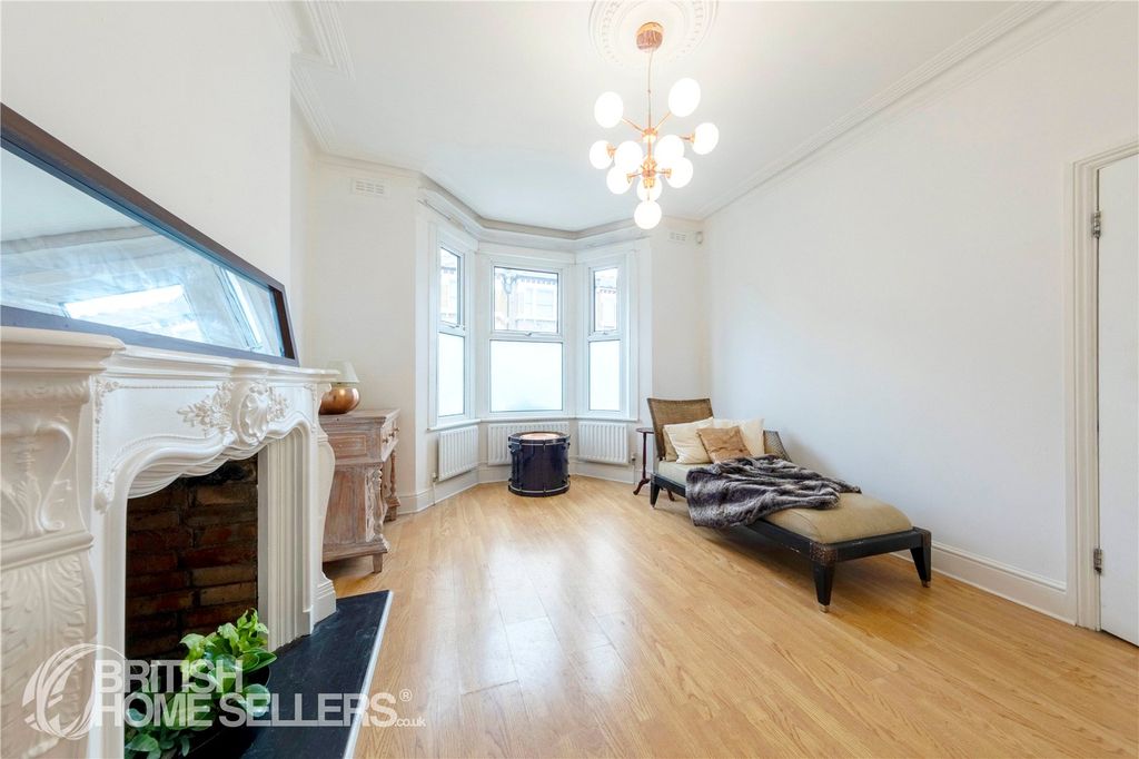 Property photo 3 of 21 Picture No. 26