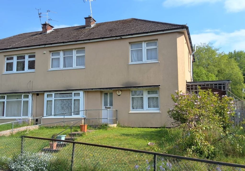 Property photo 1 of 2