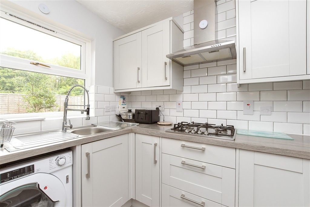 Property photo 2 of 13 Kitchen