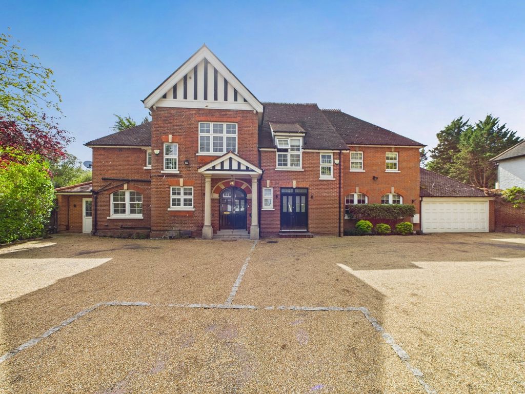 Property photo 1 of 23 4745800