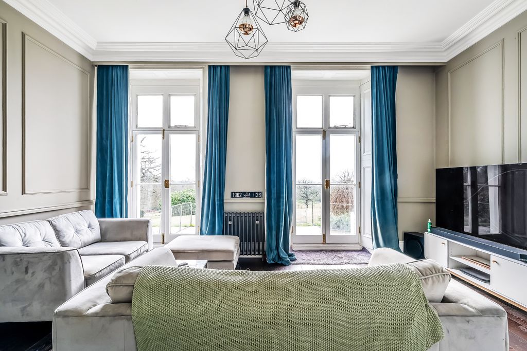 Property photo 2 of 20 2