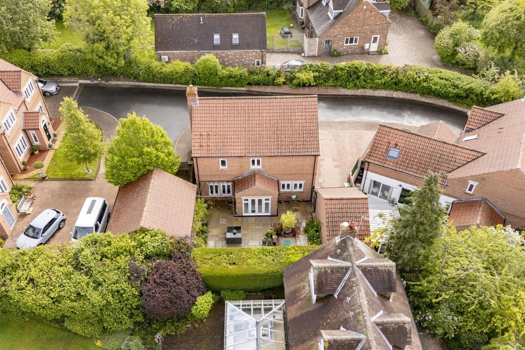 Property photo 3 of 33 3_Ainsty_Garth_V2_36.Jpg