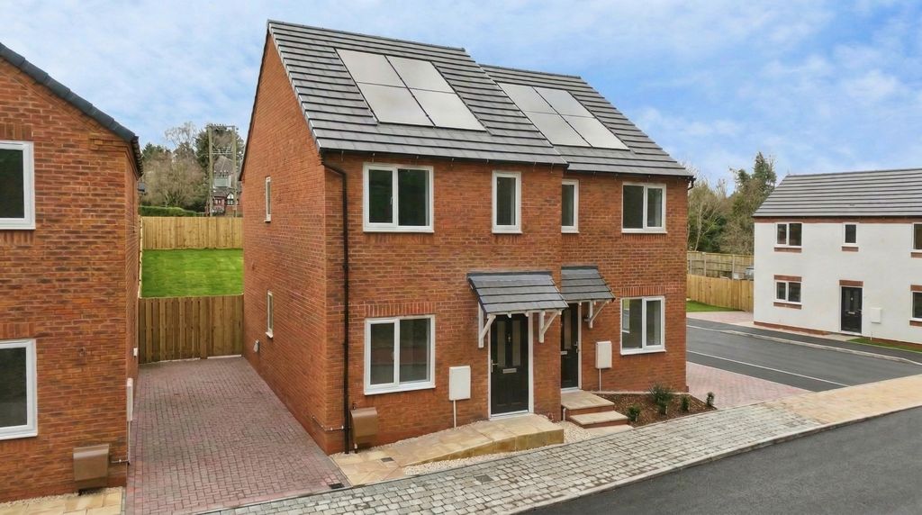 Property photo 1 of 16 4555190