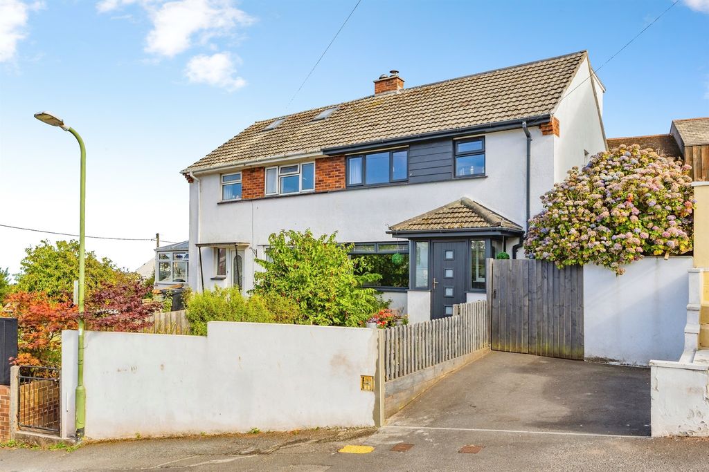 Property photo 1 of 23