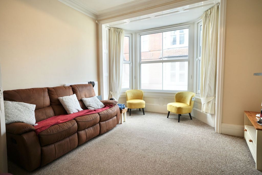 Property photo 3 of 21