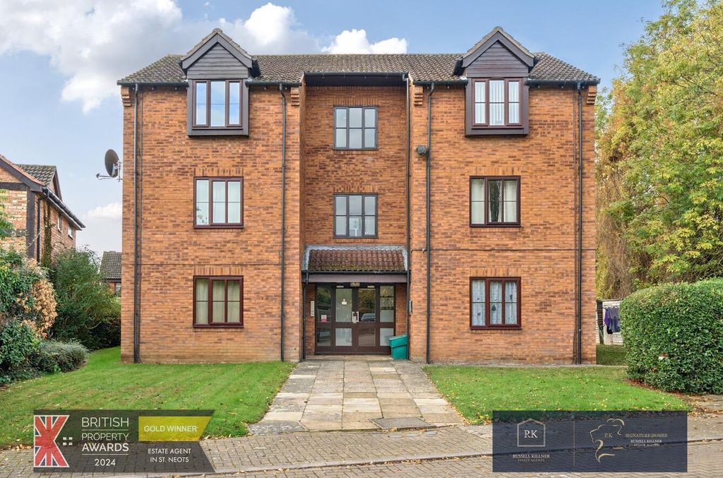 Property photo 2 of 17 Front Shot.