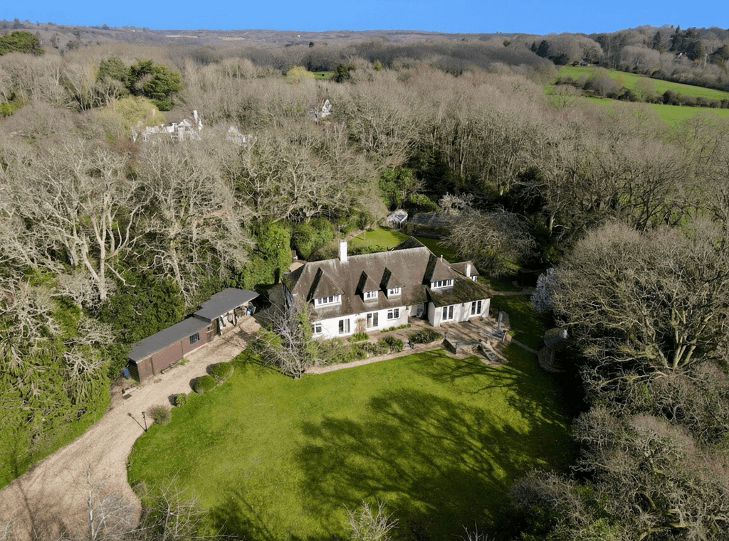 Property photo 2 of 28 Gallery