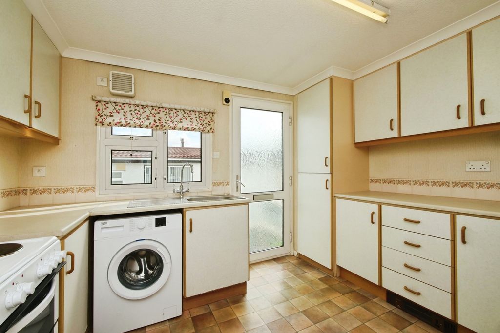 Property photo 3 of 20 Pbox-Img.Jpg
