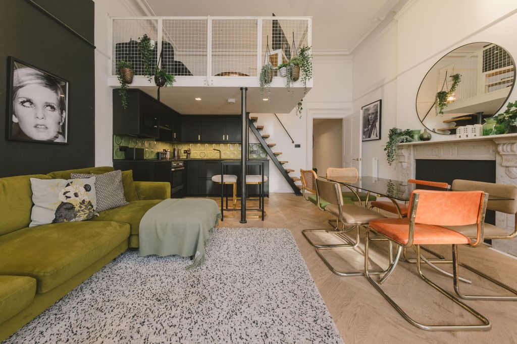 Property photo 2 of 23