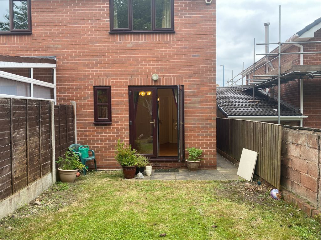 Property photo 2 of 10