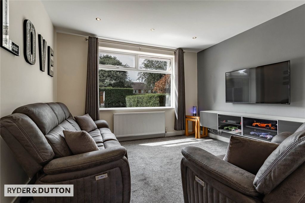 Property photo 2 of 28 Picture No. 37