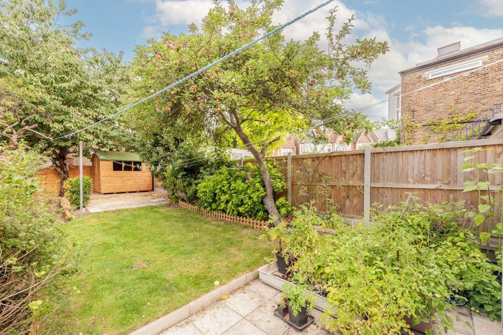 Property photo 3 of 8