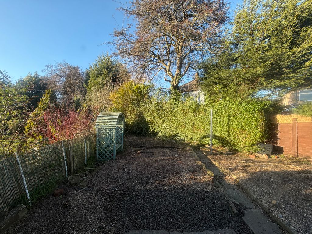 Property photo 3 of 8