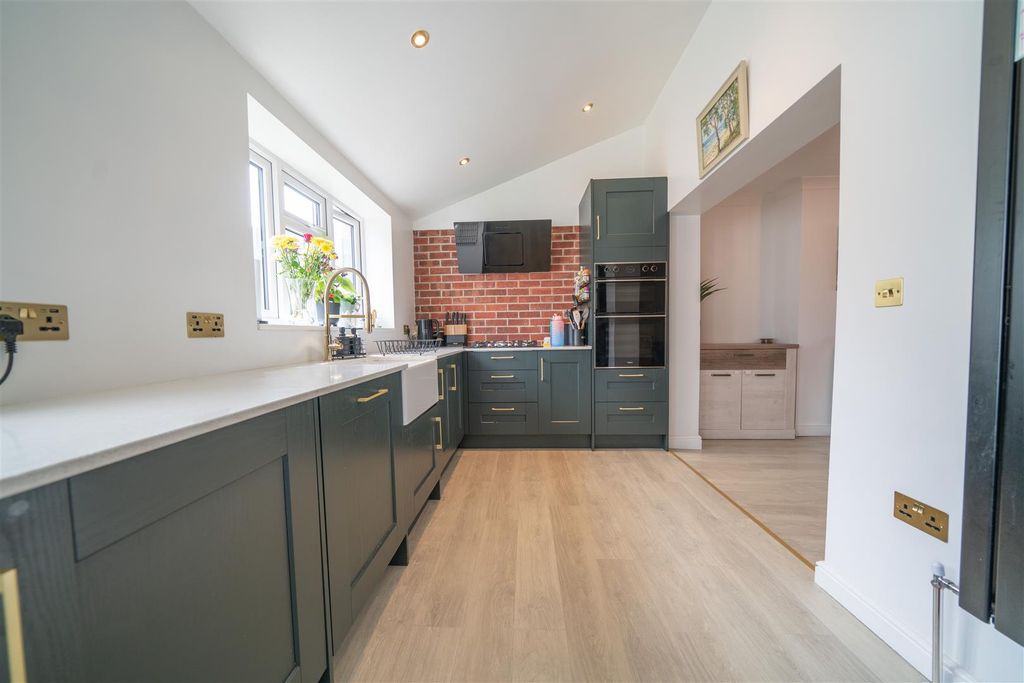 Property photo 2 of 17 Dsc02766.Jpg