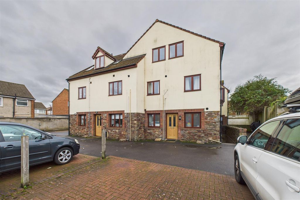 Property photo 2 of 24 Flat 24, Rock House, Bethel Road St George, Bristo