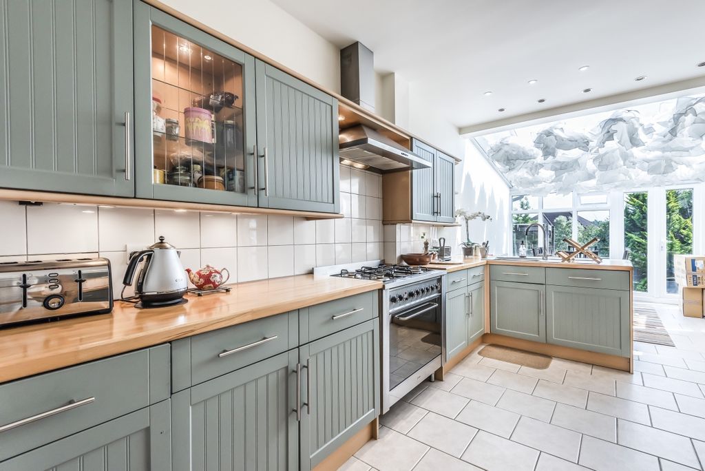Property photo 3 of 7 327754  (1)