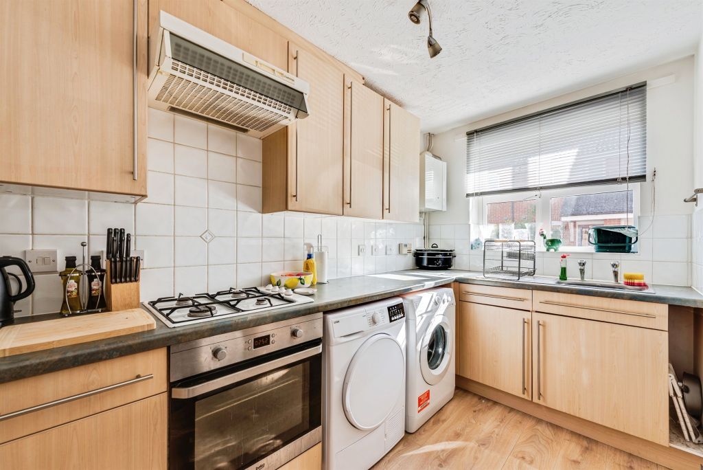 Property photo 3 of 17