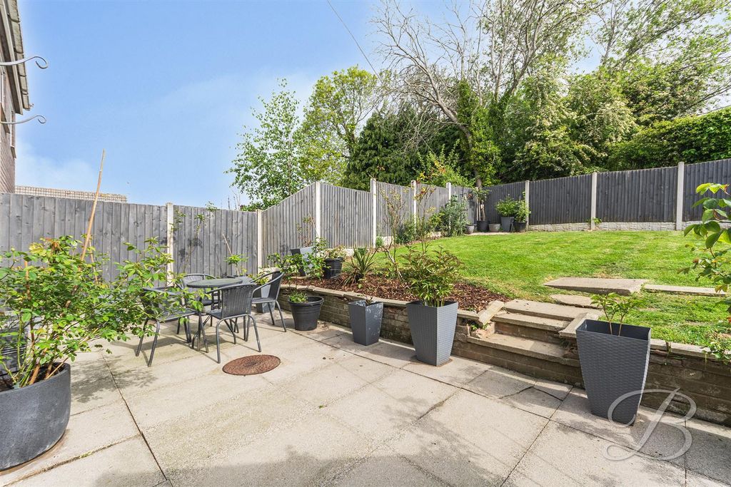 Property photo 2 of 19 Ccltd14.Jpg