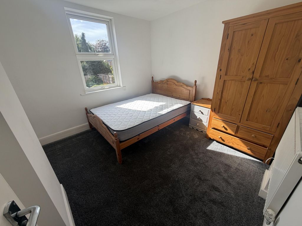 Property photo 2 of 10 Room 2
