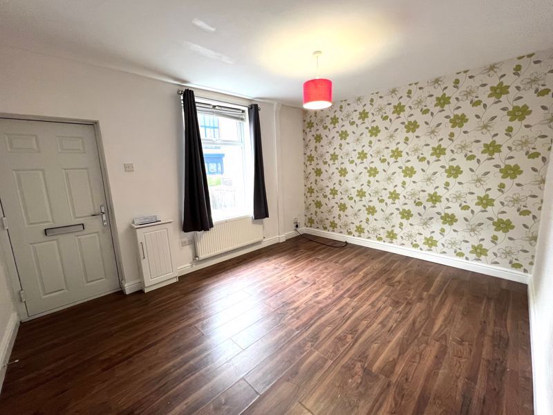 Property photo 2 of 8 Photo 2