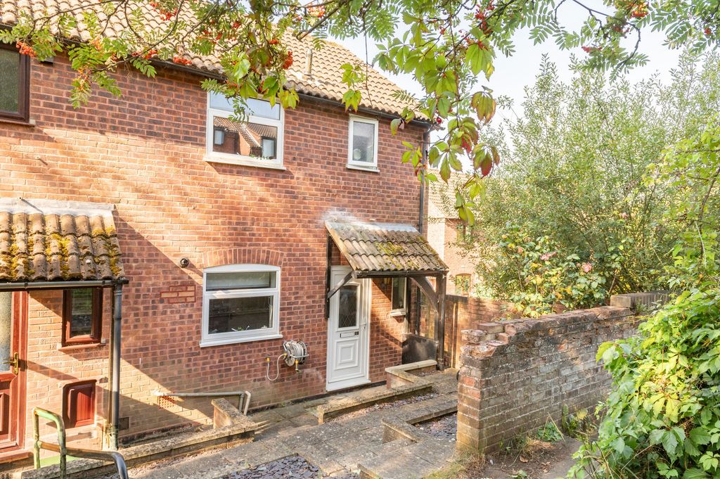 Property photo 1 of 19