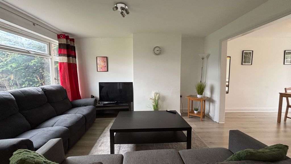 Property photo 3 of 10 Img_7200