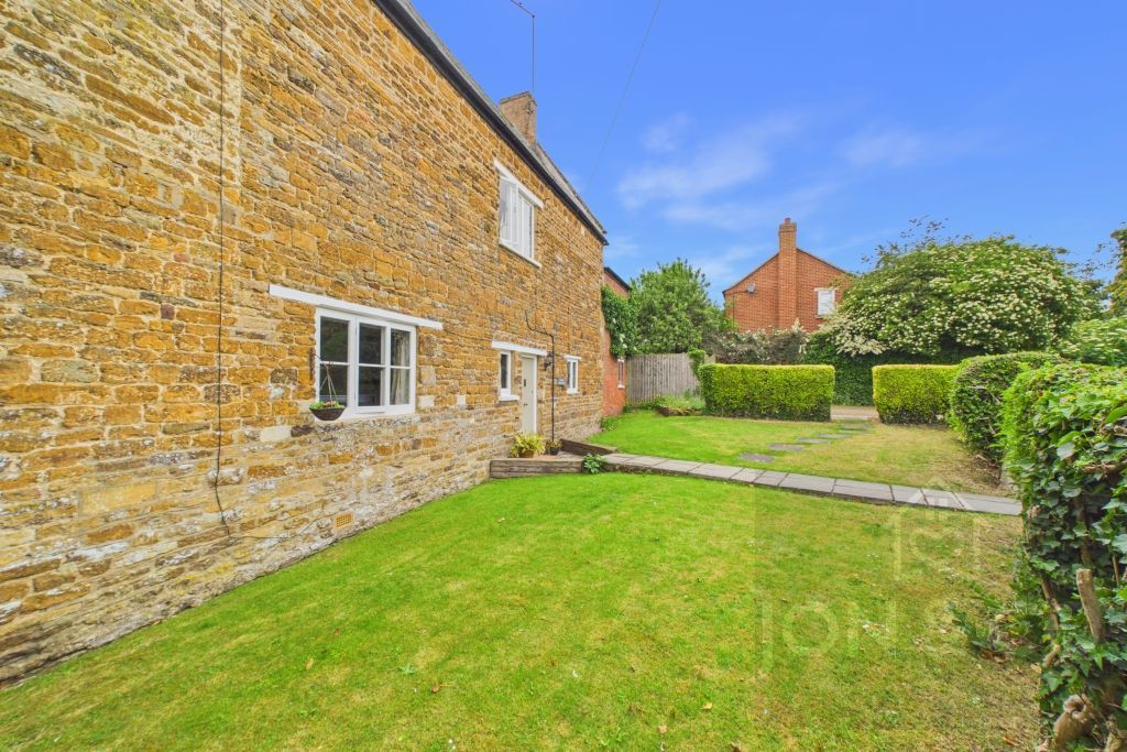 Property photo 3 of 28