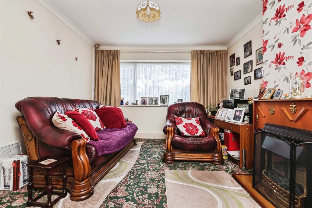 Property photo 2 of 17