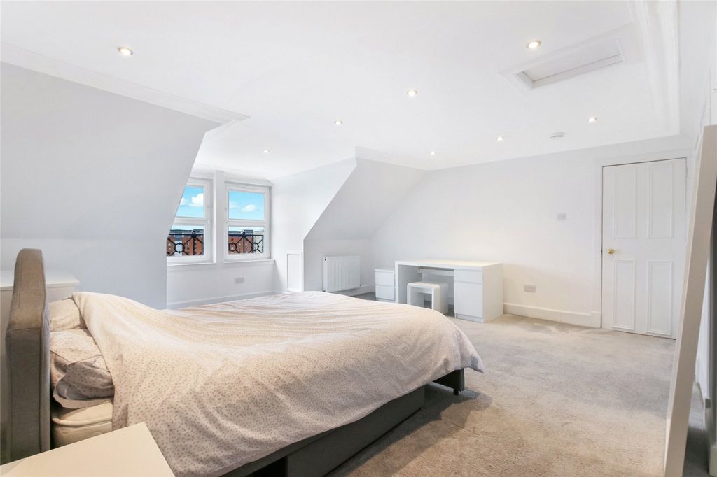 Additional image 14 of 2 bed flat for saleRoseangle, Dundee, Angus DD1