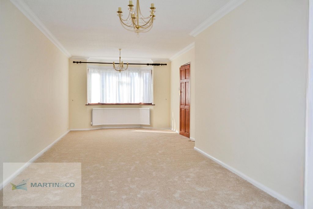 Property photo 2 of 10 2