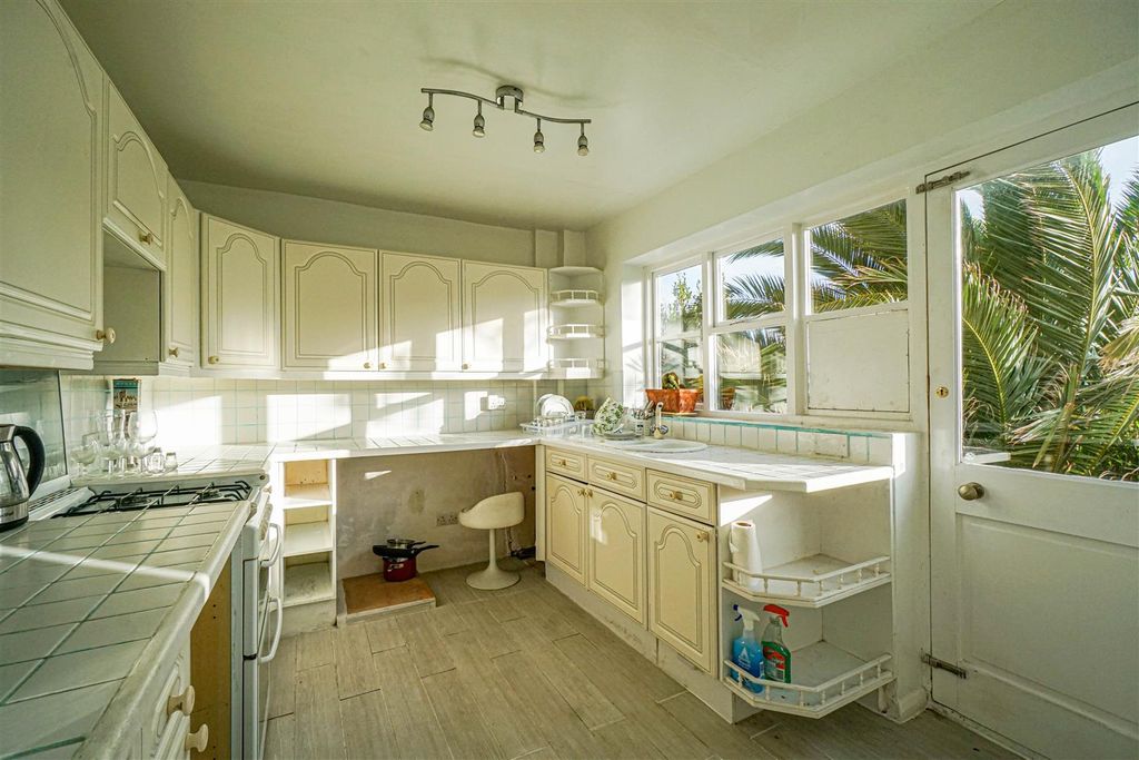 Property photo 3 of 38 Dsc02815.Jpg