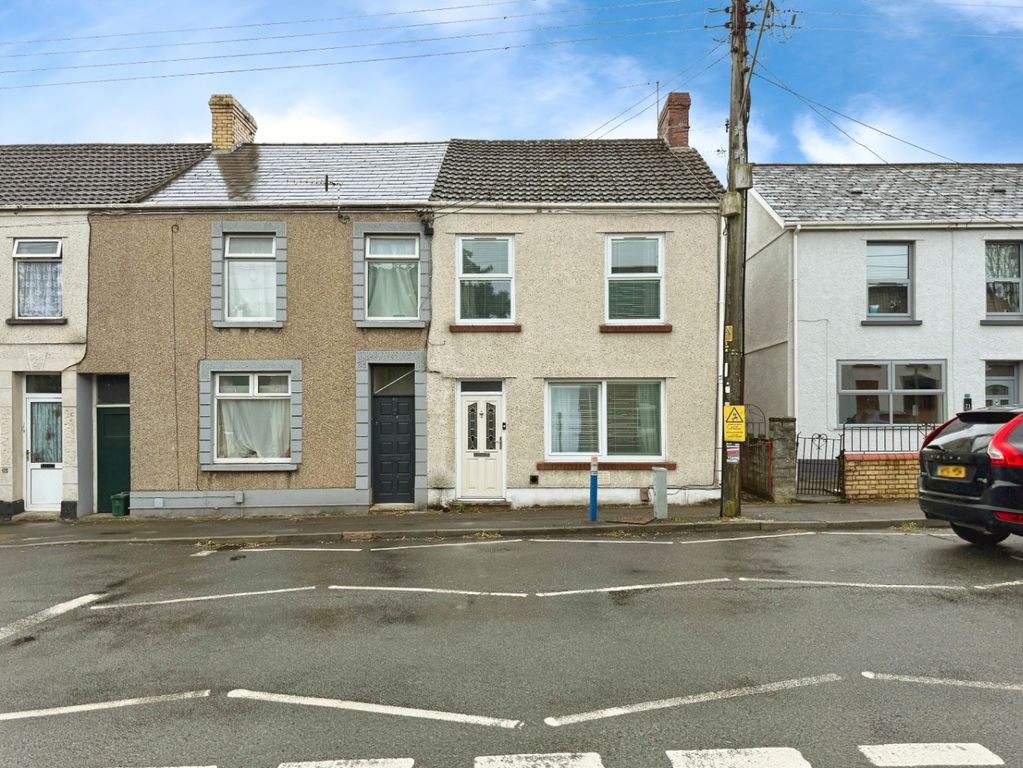 Property photo 1 of 20 4444671