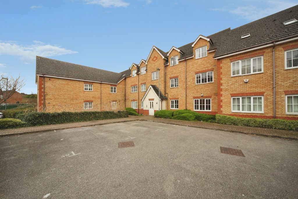 Property photo 1 of 9