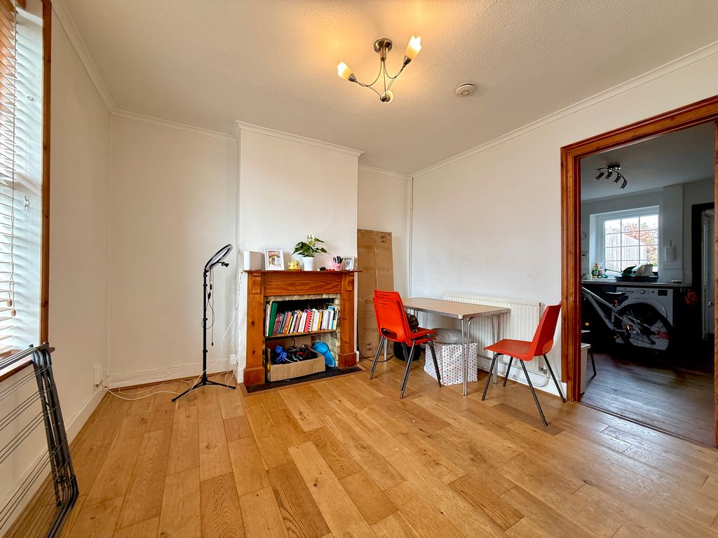 Property photo 2 of 7