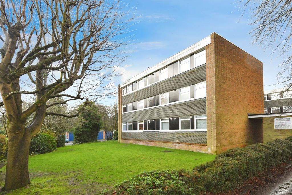 Property photo 1 of 16 Exterior