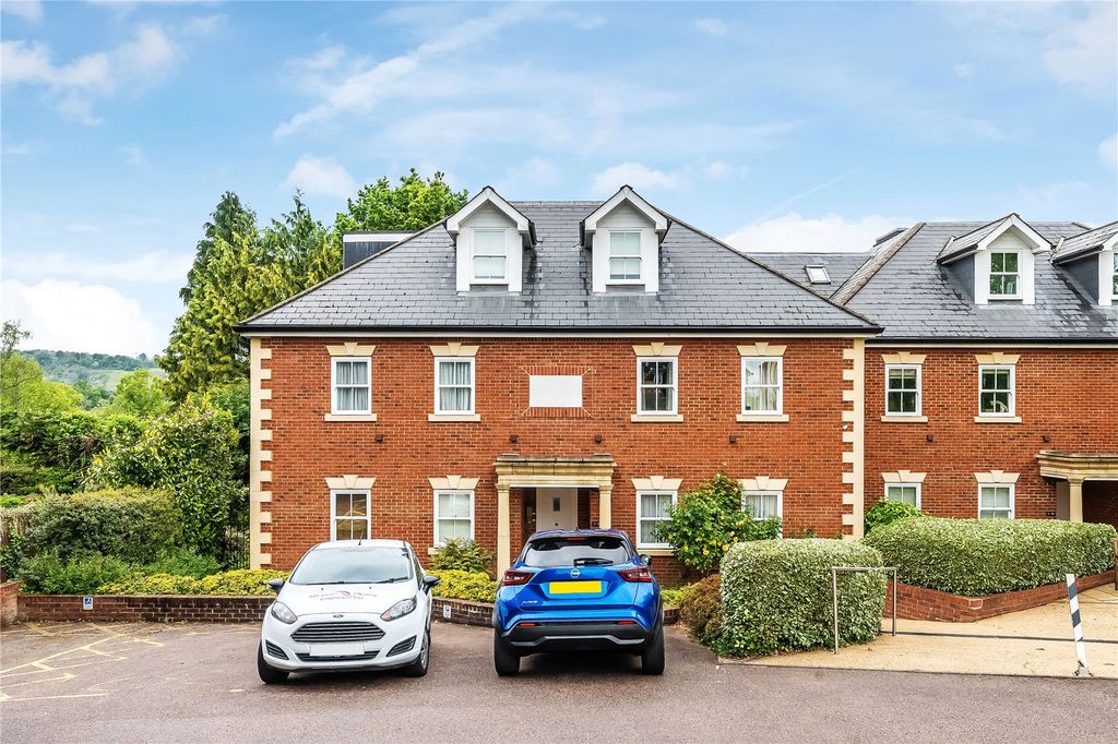 Additional image 18 of 3 bed flat for saleWest Hill, Oxted, Surrey RH8
