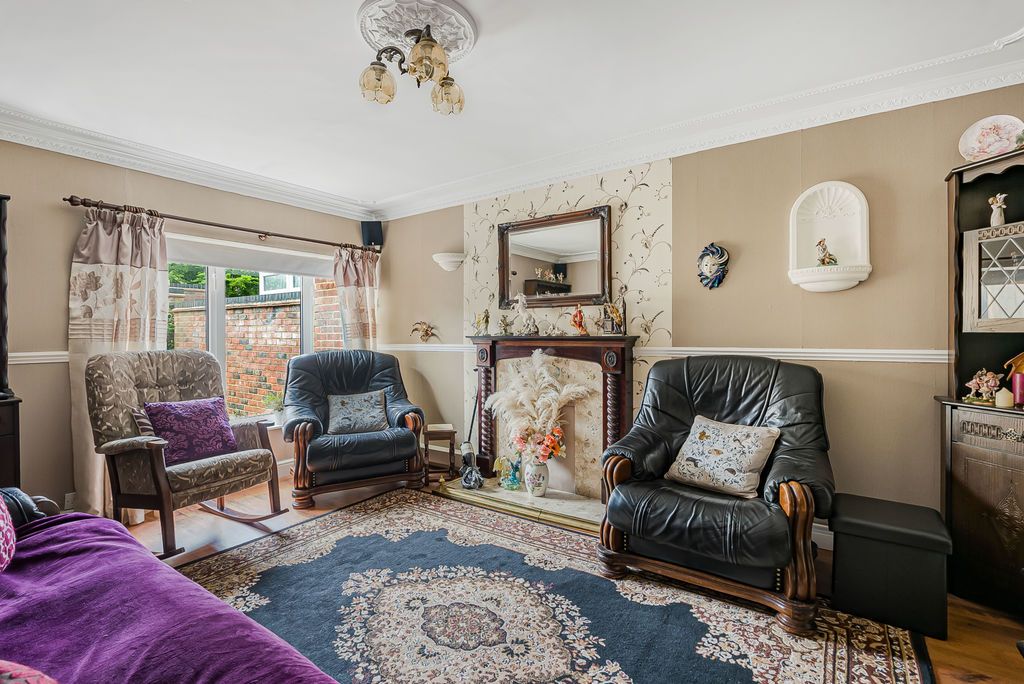 Property photo 2 of 11 Photo 28