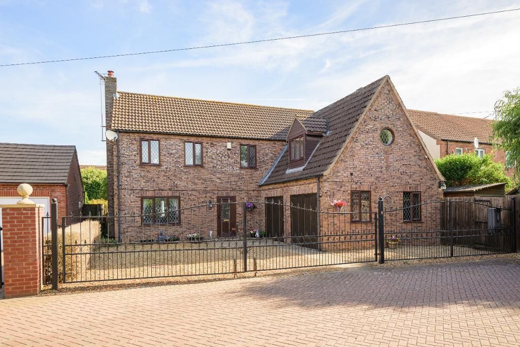 Property photo 1 of 23