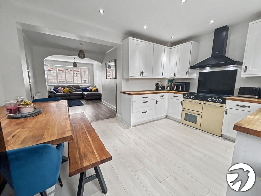 Property photo 2 of 29 Robinson Jackson