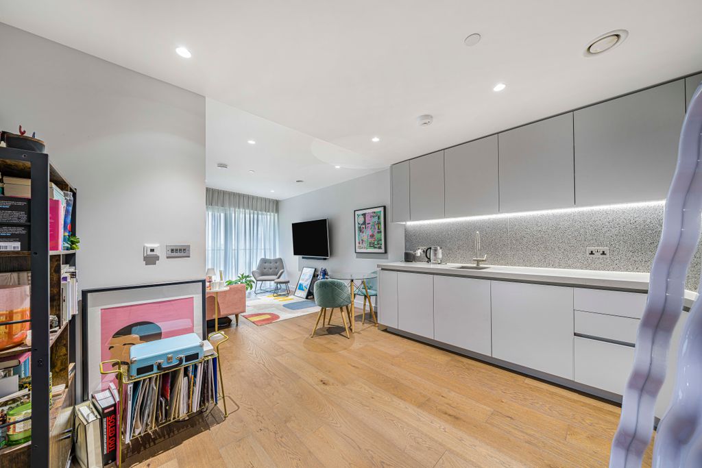 Property photo 2 of 13 5.Jpg