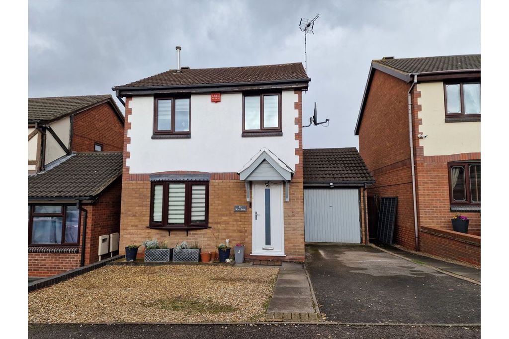 Property photo 1 of 27