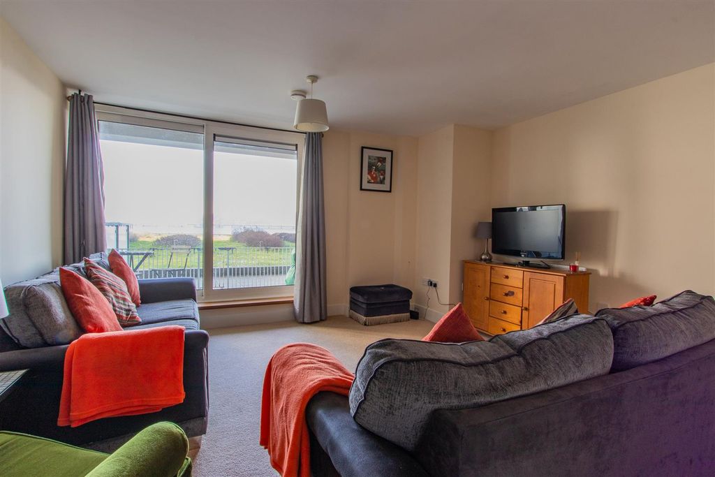 Property photo 2 of 17 Caldey Island 14-2.Jpg