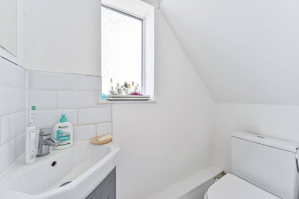 Property photo 1 of 23