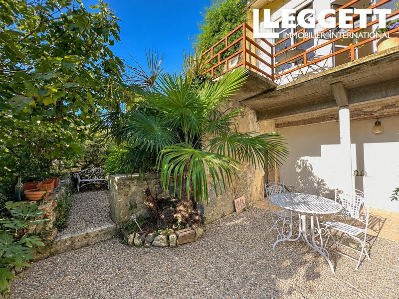 Property photo 3 of 10